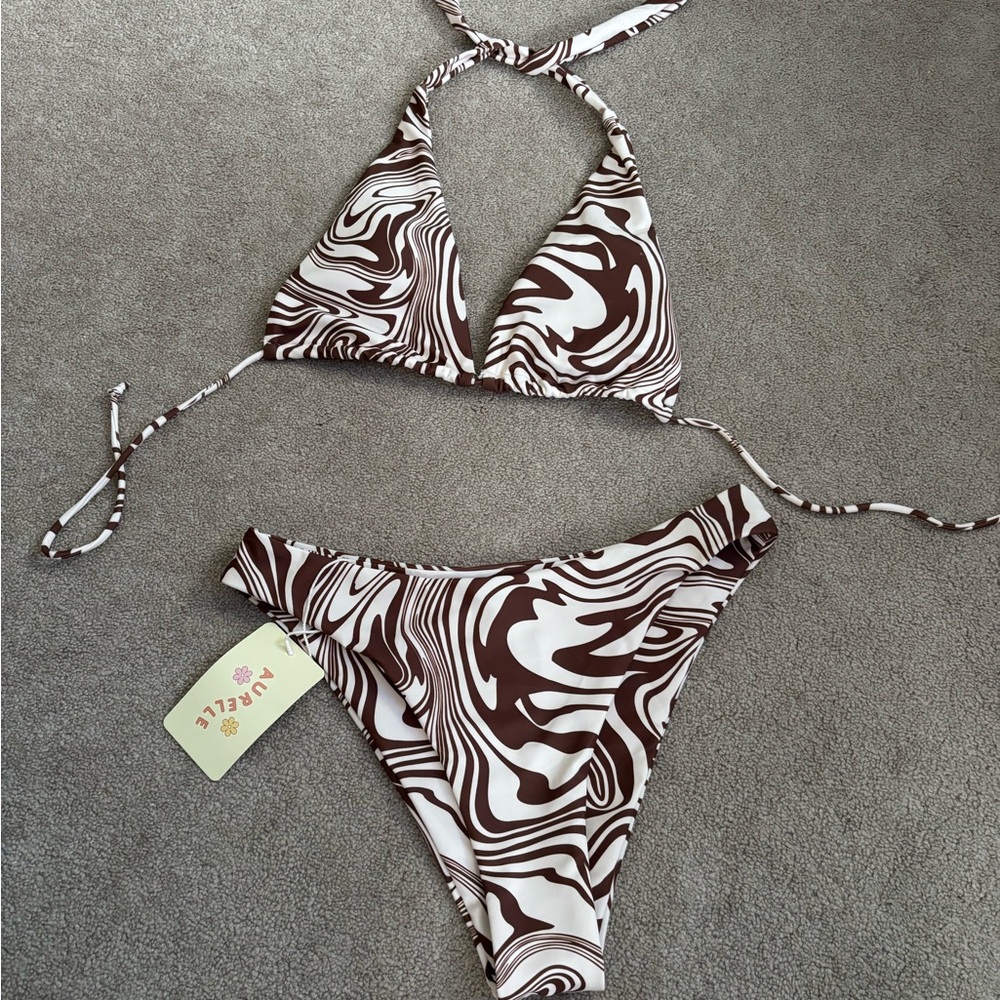 NWT String Bikini